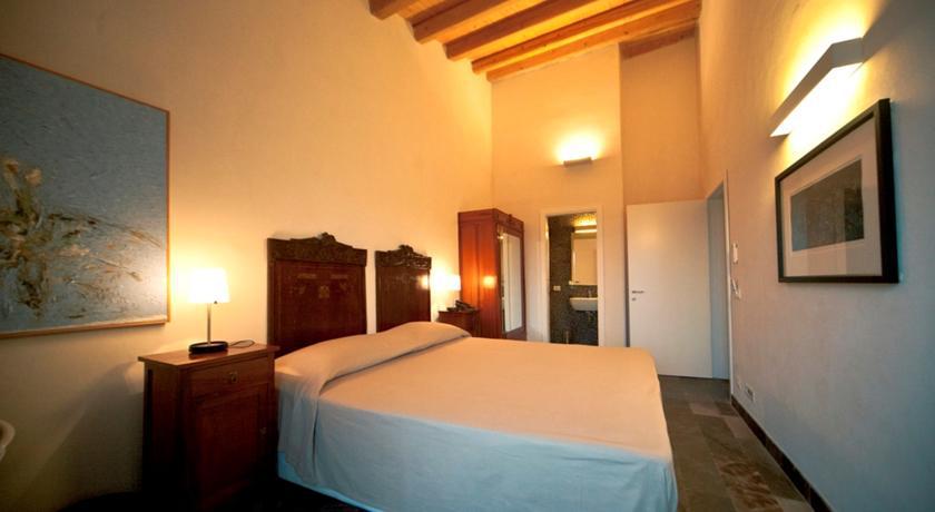 Hotel Dell'Orologio Ragusa Exterior photo